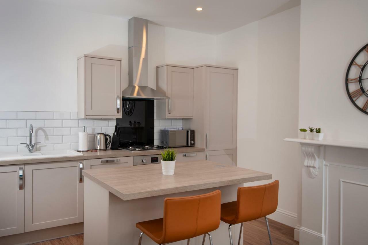 Flat A - Spacious Ground Floor, 1 Bedroom Apartment In Central Southsea, Портцмаус Экстерьер фото